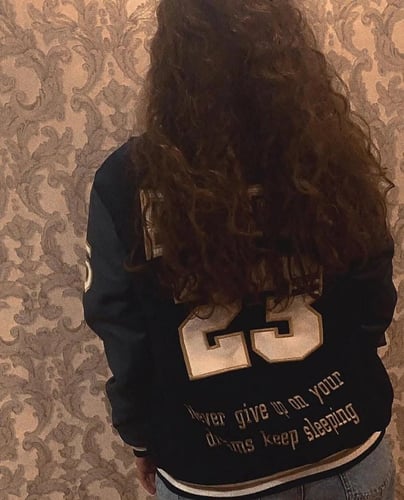 جاكيت تخرج بالاسم وعام التخرج جاكيت سنيور 2026