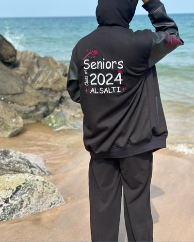 جاكيت تخرج بالاسم وعام التخرج جاكيت سنيور 2026