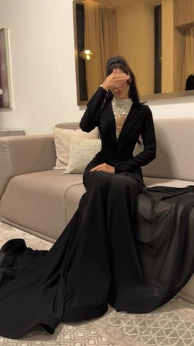 فساتين سهرة قماش باربي تطريز شك