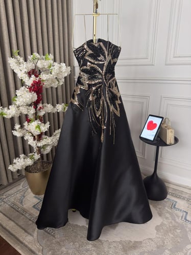 فساتين نسائي قماش ميكادو