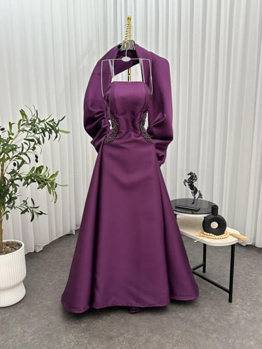 فستان نسائيه ملكة قماش ميكادو