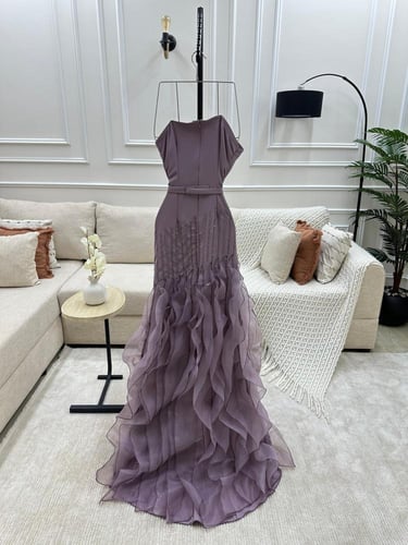 فستان نسائي سهره قماش باربي مع جازار