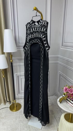 فستان نسائي قماش كريب مع جورجيت