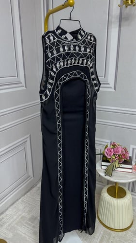 فستان نسائي قماش كريب مع جورجيت