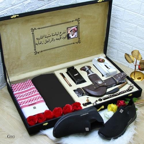 طقم رجالي شتوي مع شوز مع توابع