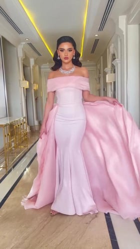 فستان سهرة قماش باربي مع اورجنزا