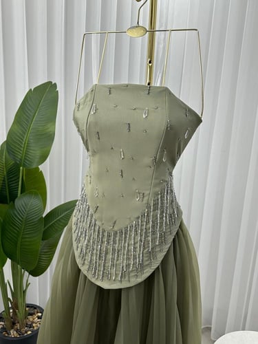 فستان نسائي سهره قماش باربي مع كرنكل