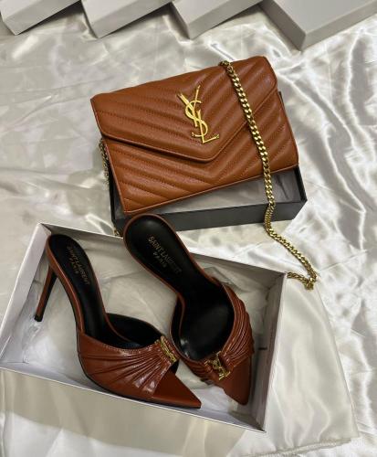 كعب وشنطه سان لوران كعب وشنط SAINT LAURENTمع توابع...