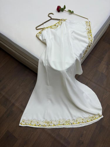 فستان نسائي اوف وايت تطريز يدوي قماش باربي