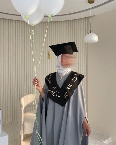 عبايات تخرج بالاسم تفصيل حسب الطلب