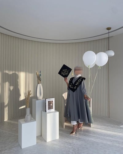 عبايات تخرج بالاسم تفصيل حسب الطلب