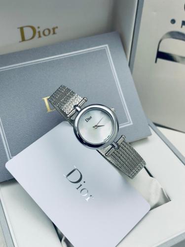 ساعة ديور فضي ميني