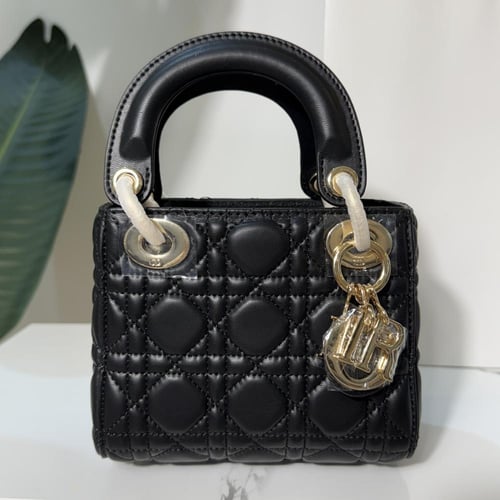 شنطة ديور اسود ماستر