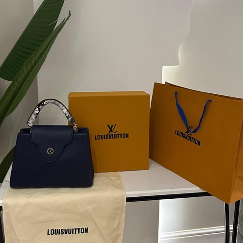 شنطة Lv كحلي