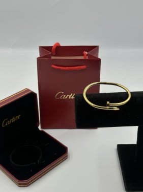 سوارة كارتير مسمار ذهبي ساده