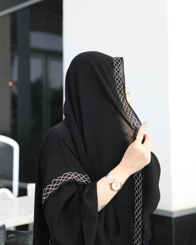 عباية تطريز القصه قطري الخام انترنت