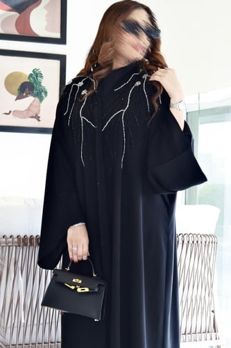 عبايه شك يدوي اسود وفضي خام انترنت