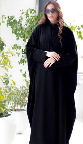 عبايه نص بشت