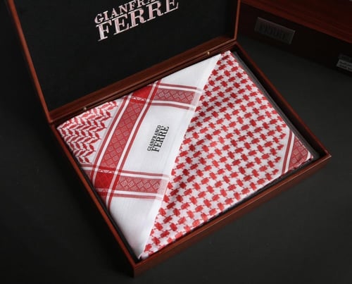 شماغ جيان فرانكو فيري Platinum1