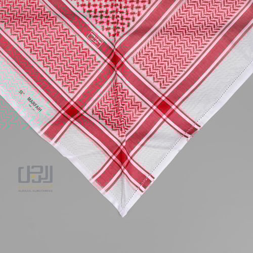 شماغ بروجيه مارفيه الاحمر المميز