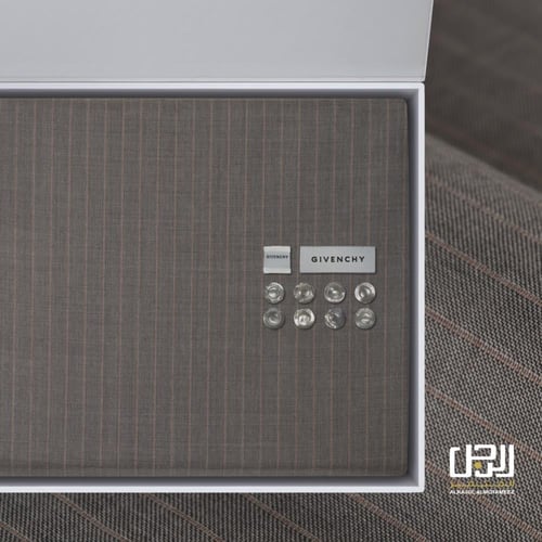 قماش جيفنشي شتوي بني فاتح مقلم