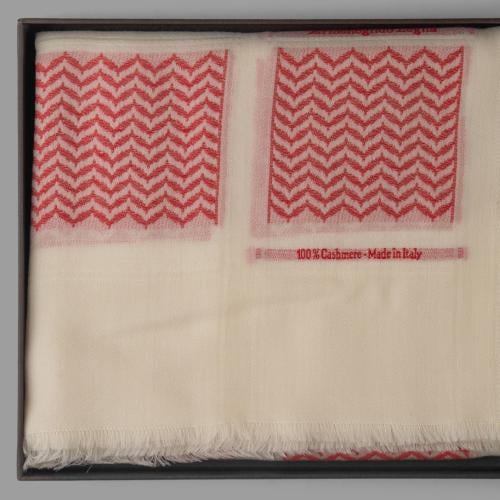 شال Ermenegildo Zegna احمر المميز 2026