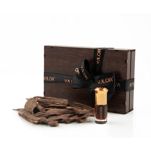 علبة من العود صنفي كلمتان الطبيعي ودهن العود الكمب...