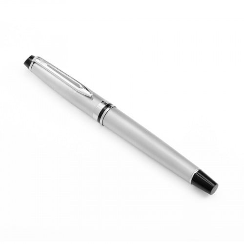 قلم واتر مان فضي مطفي وأسود لماع بغطاء