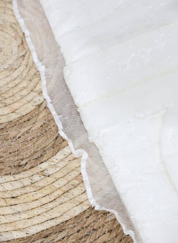 بطانية ومدس مواليد مع مخدة