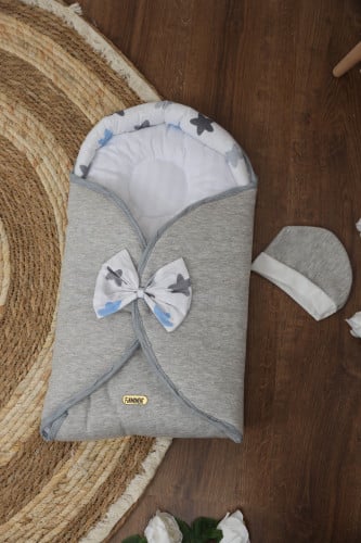 كوفله بمسند رقيق بالاضافه الى أطراف قطنية لحمايه ر...