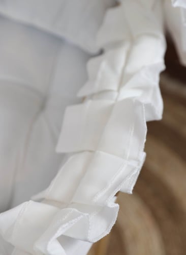 مهد مواليد (سلة موسى) + قاعدة لون خشبي