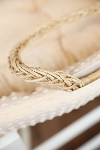 مهد مواليد (سلة موسى) لون بيج + قاعدة