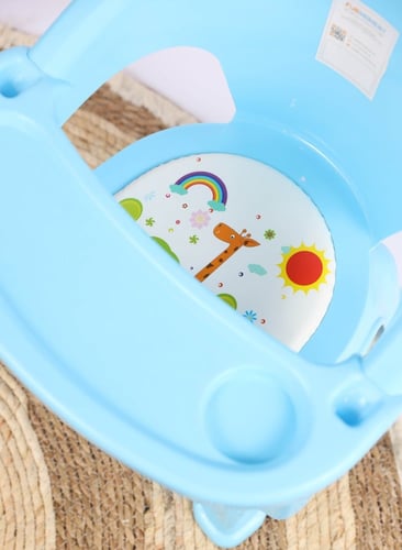 كرسي بلاستيك للأطفال مع حامل طعام مع مكان مخصص للأ...