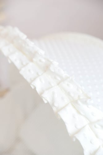 مهد مواليد (سلة موسى) لون سكري + قاعدة