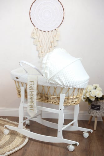 مهد مواليد (سلة موسى) لون ابيض + قاعدة