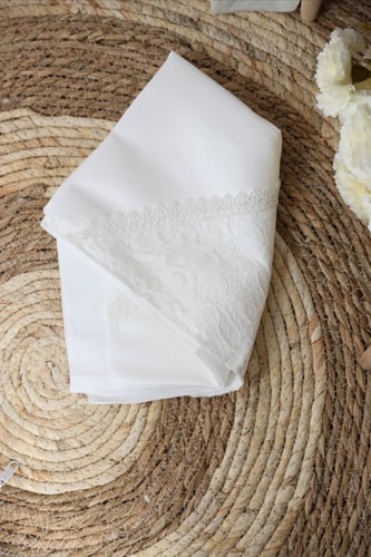 مدس مواليد حديثي الولادة 4قطع ملبس بالدانتيل