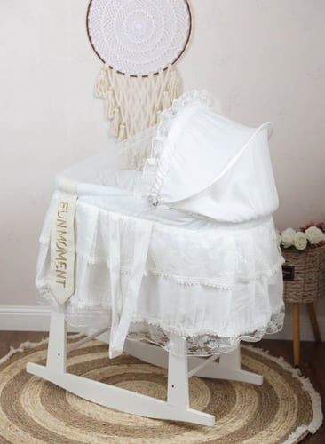 مهد مواليد (سلة موسى) + قاعدة هزاز ابيض