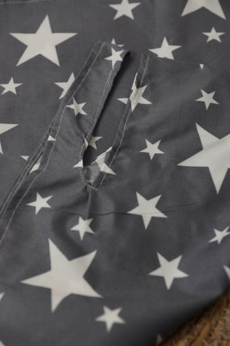 وسادة على شكل حرف U مع غطاء رضاعة مريحة وجيدة الته...