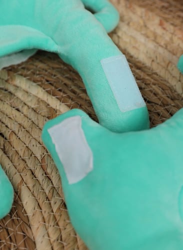 وسادة رضاعة 2×1 الذاتية لتغذية الاطفال لون تيفاني