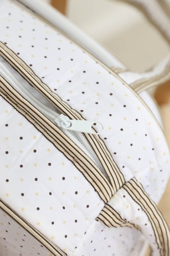 حقيبة مواليد