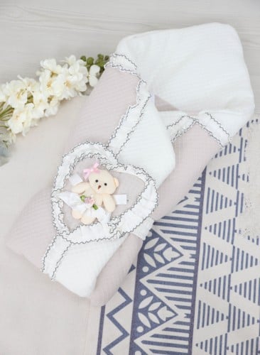 بطانية ومدس مواليد مع شريط مربوط