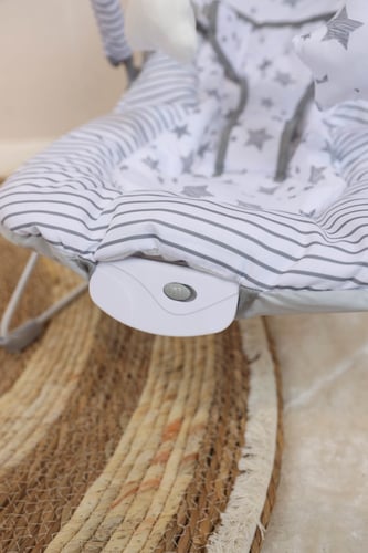 مقعد هزاز متعدد الوظائف للاطفال - رمادي