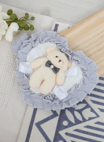 بطانية ومدس مواليد مع شريط مربوط