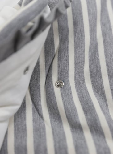 مدس مواليد مزين بفيونكة