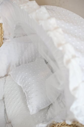 مهد مواليد (سلة موسى) لون ابيض + قاعدة