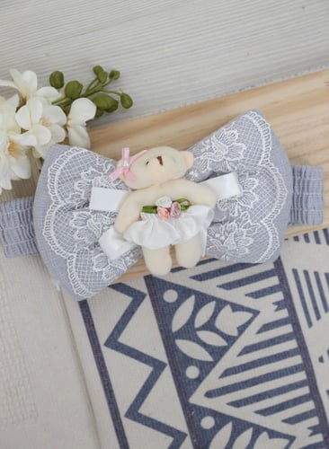 بطانية ومدس مواليد مع شريط مربوط