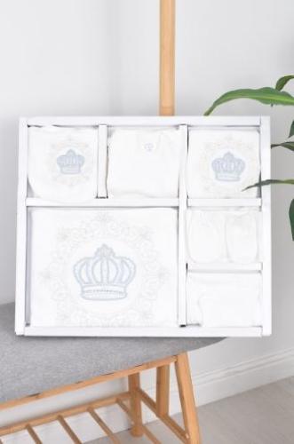 طقم هدية مواليد مكون من 10 قطع