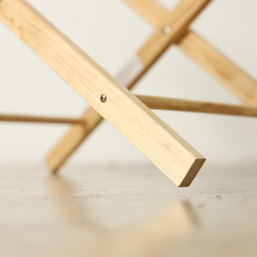 مهد مواليد (سلة موسى) لون ابيض + قاعدة