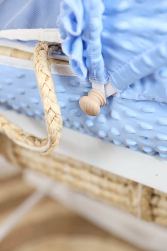 مهد مواليد (سلة موسى) لون ازرق + قاعدة