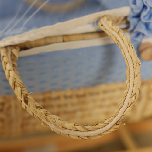 مهد مواليد (سلة موسى) لون ازرق + قاعدة